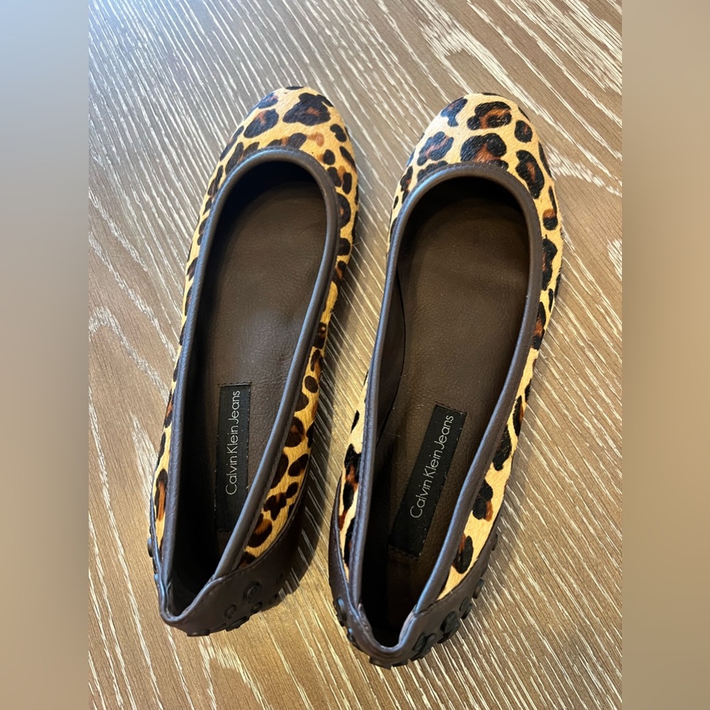 Women’s Size 8.5 Calvin Klein Leopard Ballet Flats